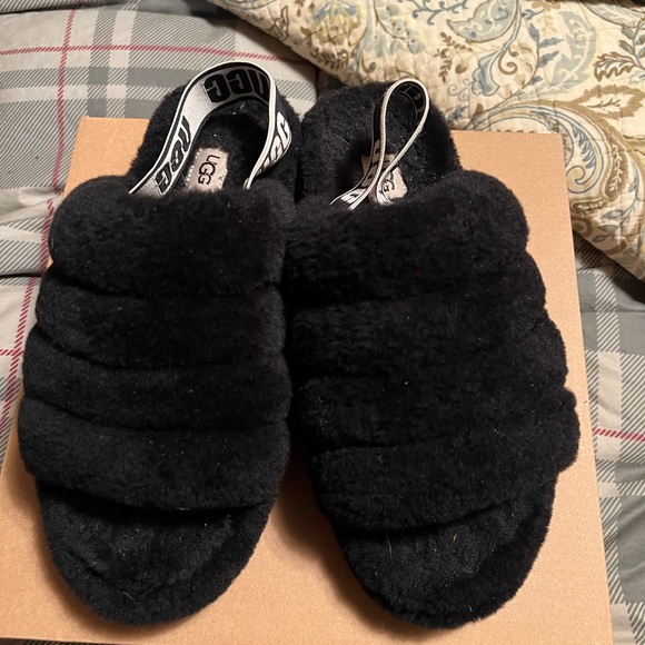 Ugg OH Yeah Slides size 9 - Picture 7 of 13